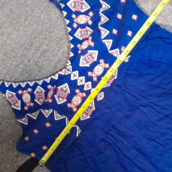 My  MICHELLE MIDI DREES SIZE XL - Picture 8 of 10